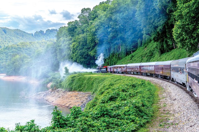 This old engine makes it on time: The Great Smoky Mountains Music Train departs